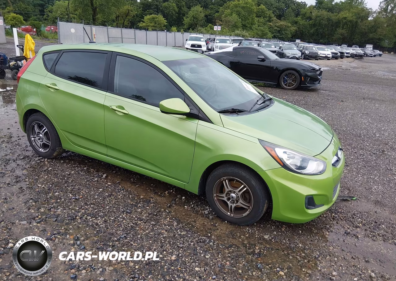 2013 Hyundai Accent Gs