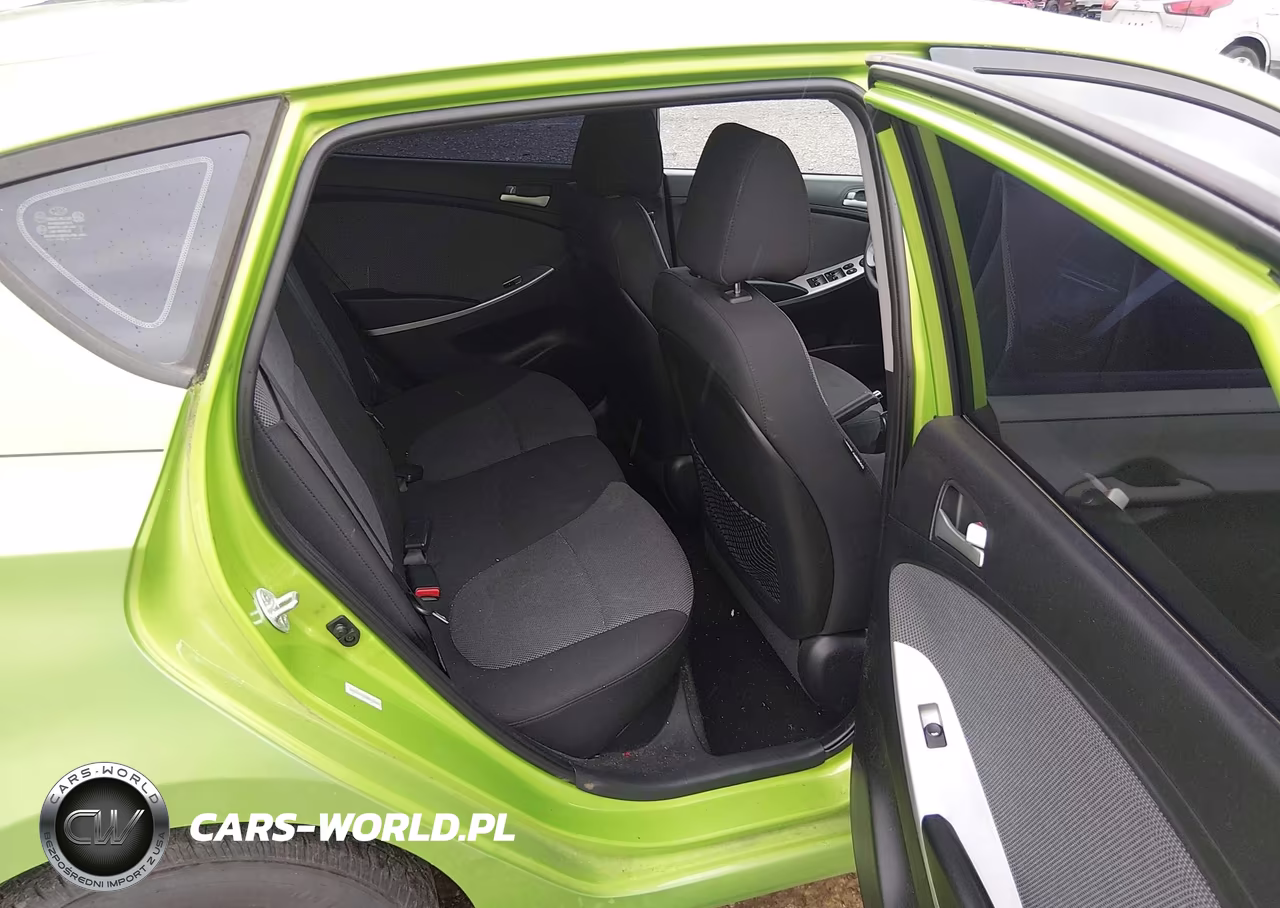 2013 Hyundai Accent Gs VIN:KMHCT5AE1DU135607 - 8