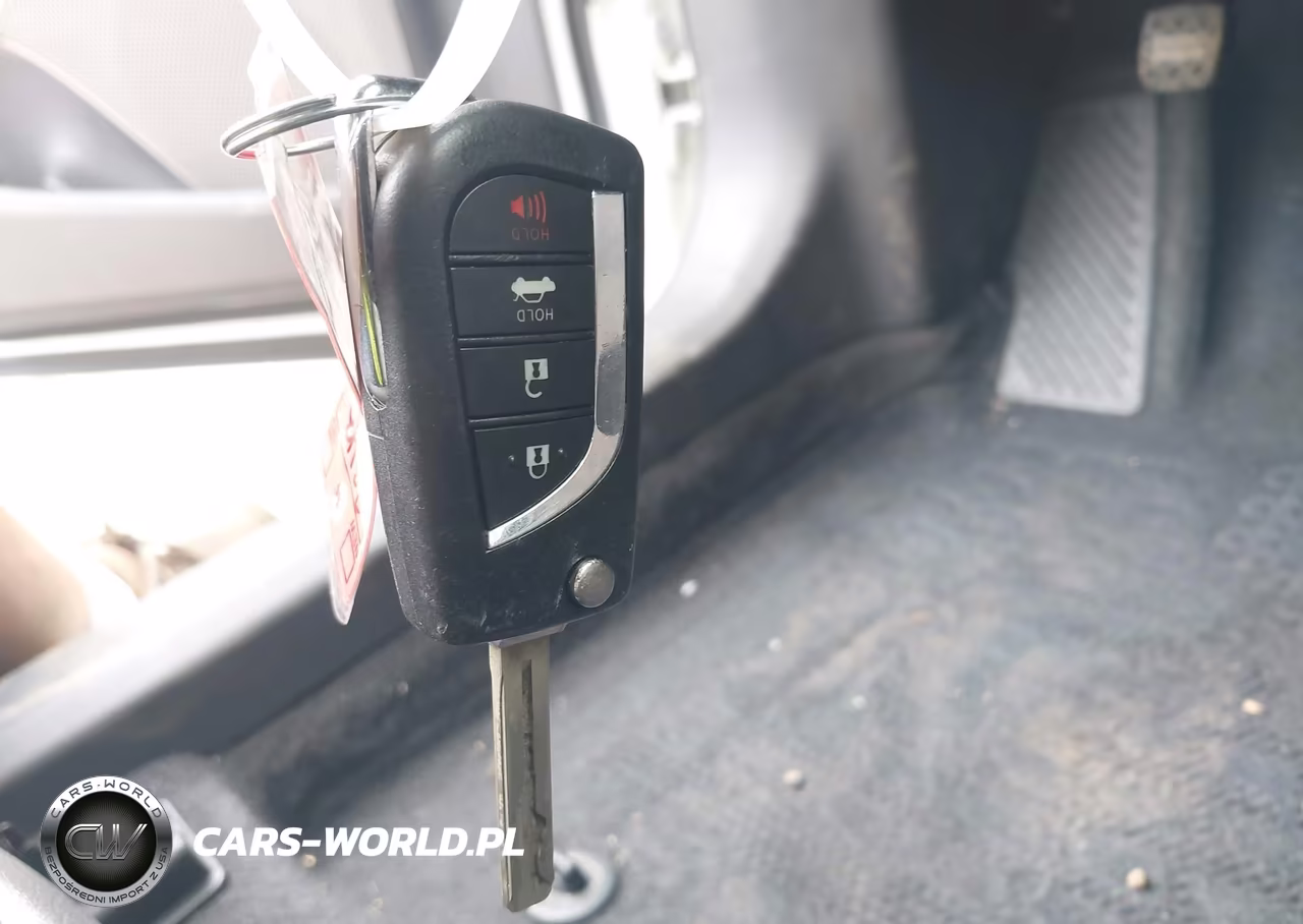 2019 Toyota Camry Le VIN:4T1B11HK4KU261978 - 11