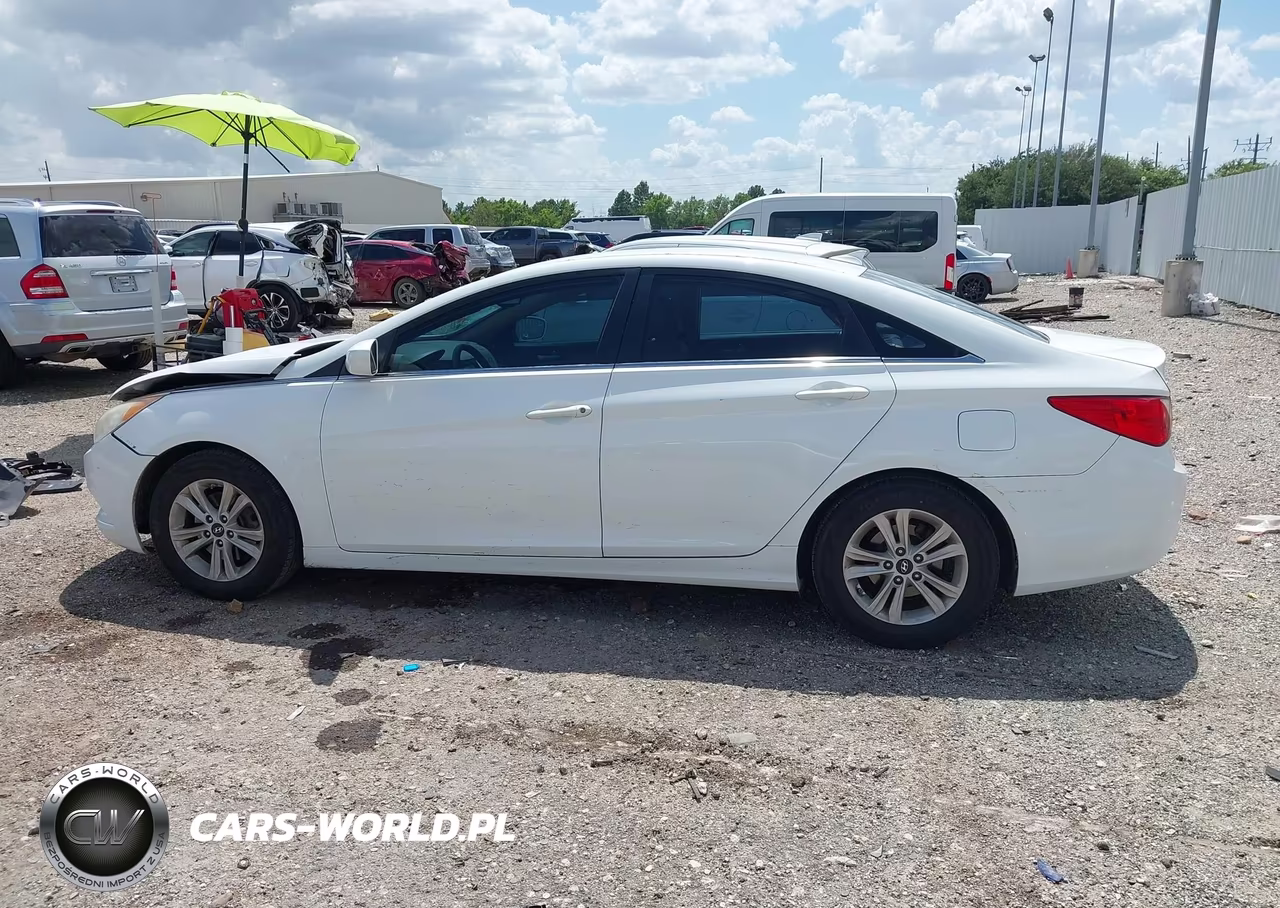 2013 Hyundai Sonata Gls VIN:5NPEB4AC7DH750245 - 14