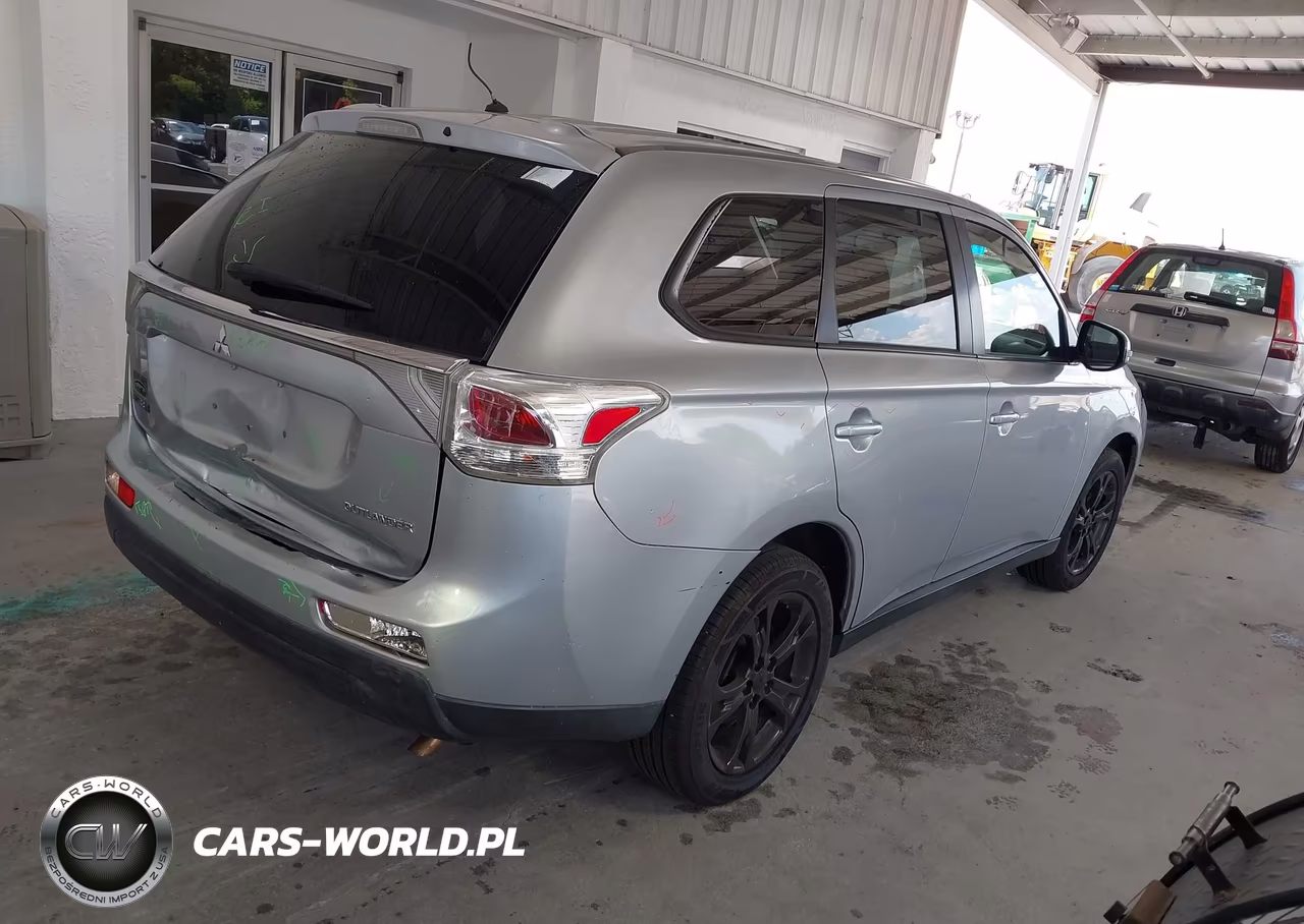 2014 Mitsubishi Outlander Se VIN:JA4AD3A36EZ015795 - 4