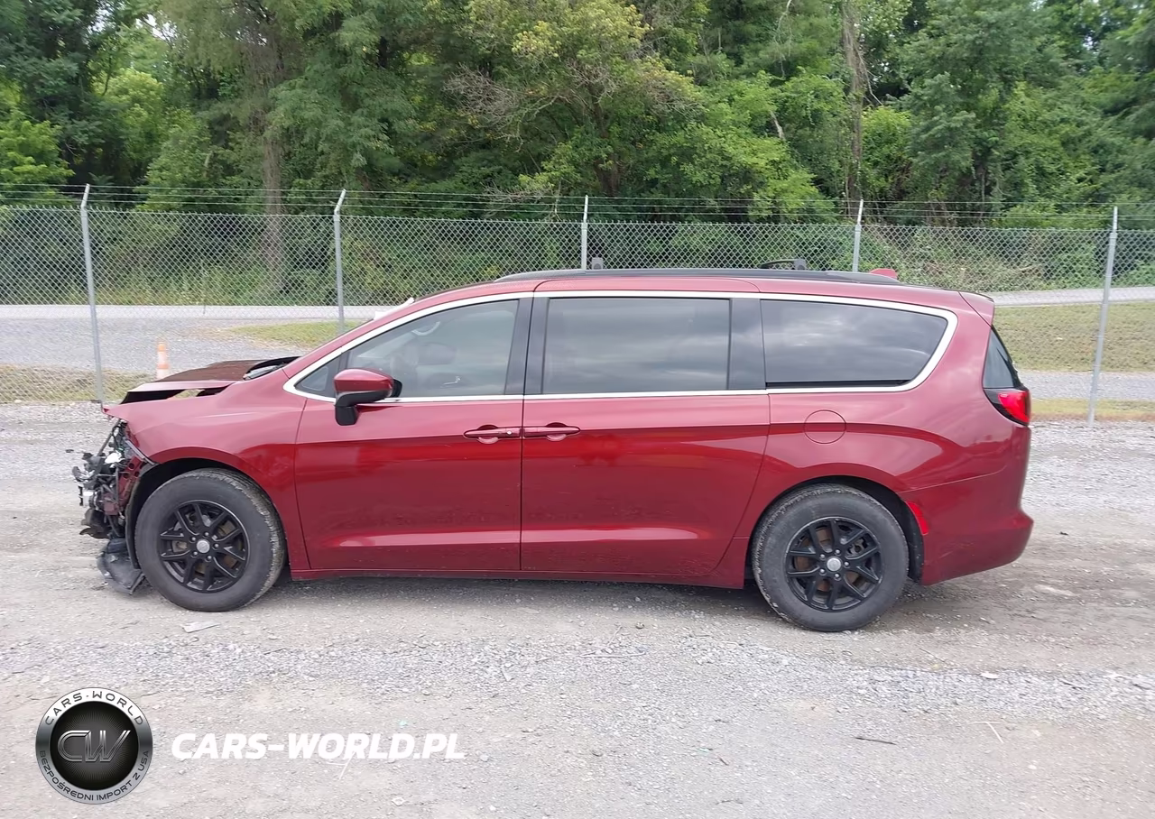 2018 Chrysler Pacifica Lx VIN:2C4RC1CG7JR102254 - 15