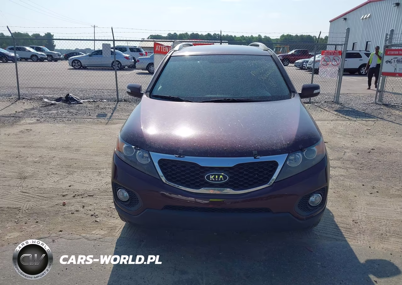 2013 Kia Sorento Lx VIN:5XYKT4A68DG324355 - 13