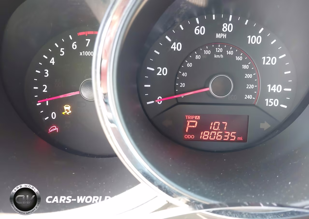 2013 Kia Sorento Lx VIN:5XYKT4A68DG324355 - 7