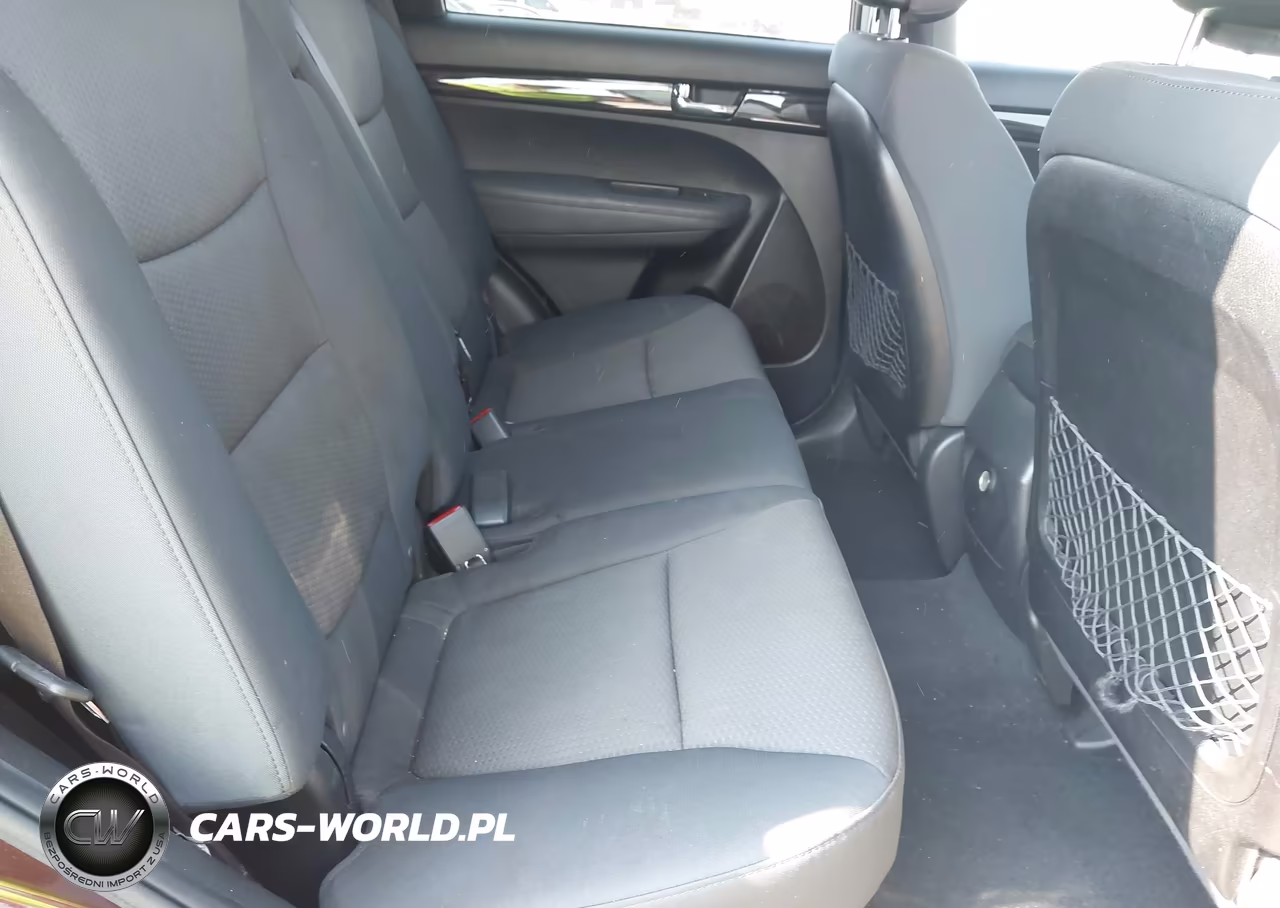 2013 Kia Sorento Lx VIN:5XYKT4A68DG324355 - 8
