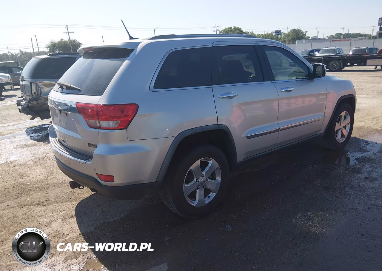 2011 Jeep Grand Cherokee Limited VIN:1J4RR5GG8BC728965 - 4