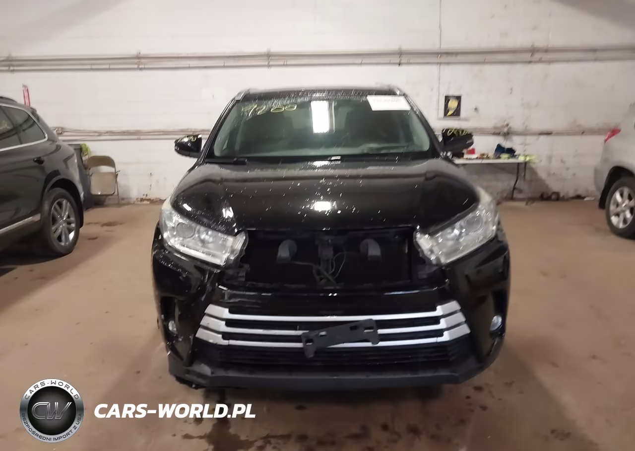 2017 Toyota Highlander Xle VIN:5TDJZRFH9HS475733 - 12