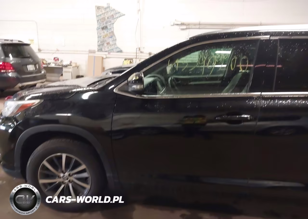 2017 Toyota Highlander Xle VIN:5TDJZRFH9HS475733 - 14