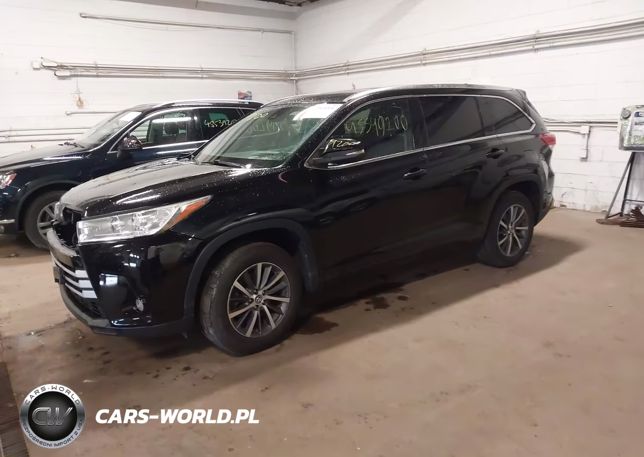 2017 Toyota Highlander Xle VIN:5TDJZRFH9HS475733 - 2