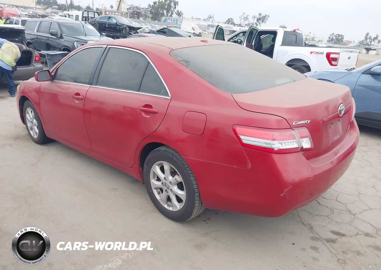 2010 Toyota Camry Le VIN:4T1BF3EK4AU085806 - 3