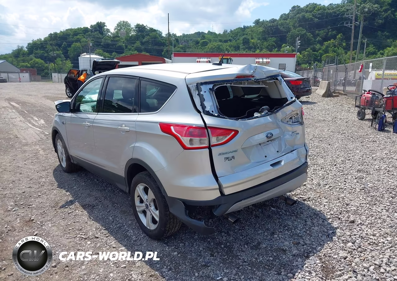 2016 Ford Escape Se VIN:1FMCU9GXXGUC21970 - 3