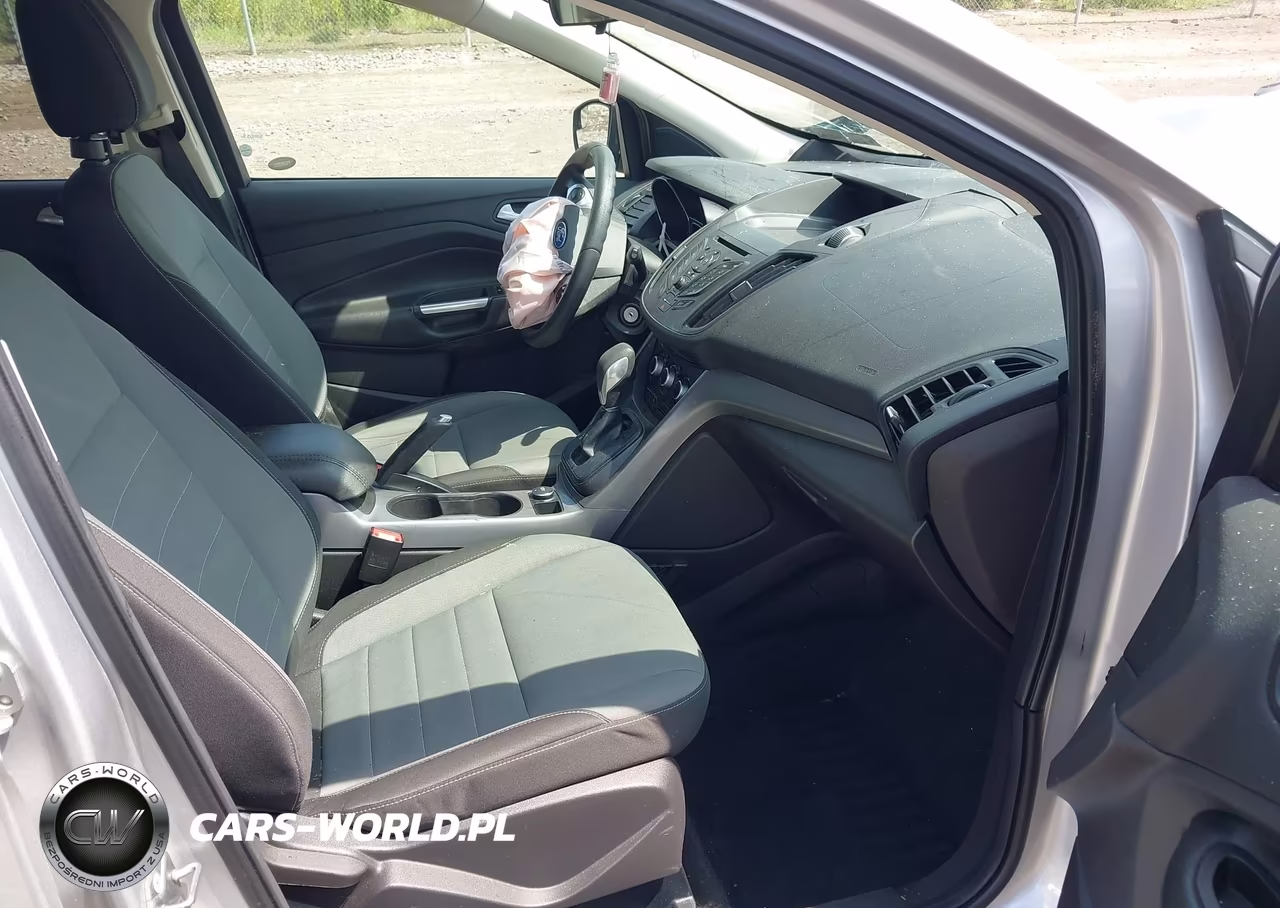 2016 Ford Escape Se VIN:1FMCU9GXXGUC21970 - 5