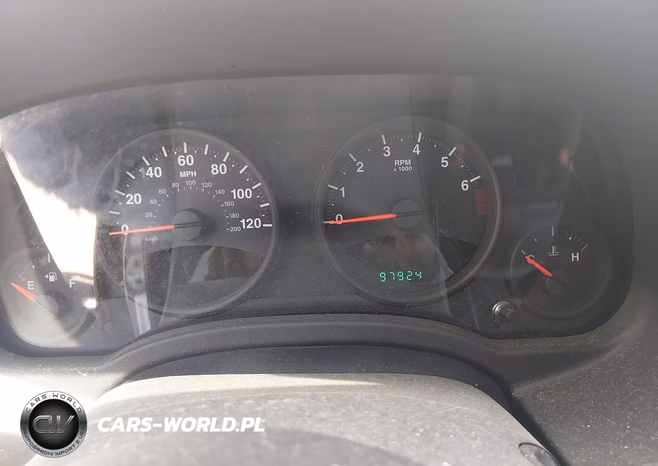 2013 Jeep Compass Latitude VIN:1C4NJCEB0DD167679 - 7
