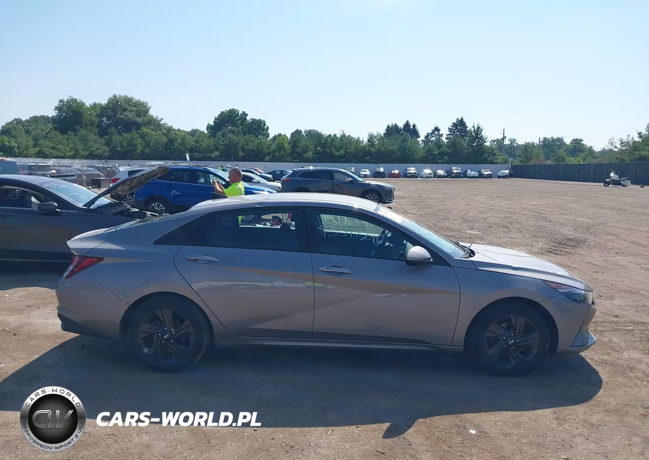 2021 Hyundai Elantra Sel VIN:KMHLM4AG2MU121644 - 14