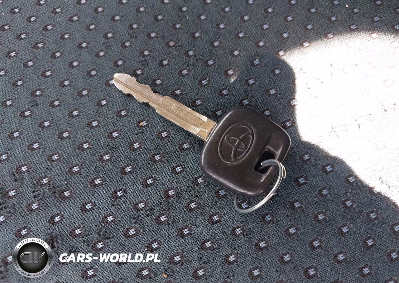 2007 Toyota Yaris VIN:JTDJT923275095407 - 11