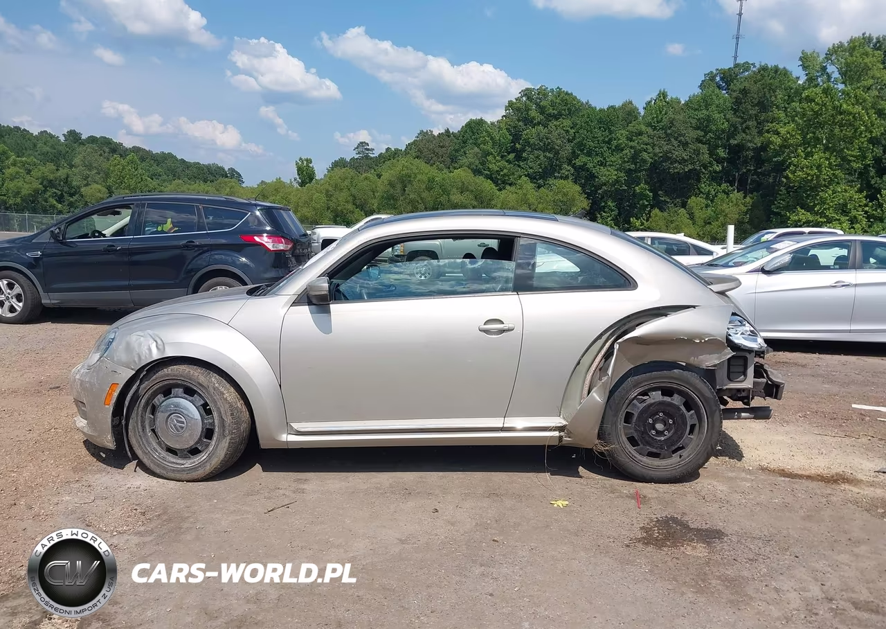 2013 Volkswagen Beetle 2.5L VIN:3VWJX7AT7DM664507 - 14