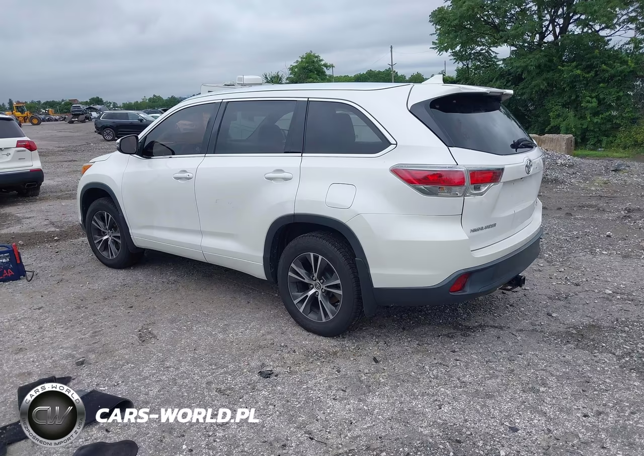 2016 Toyota Highlander Xle V6 VIN:5TDJKRFH6GS228589 - 3