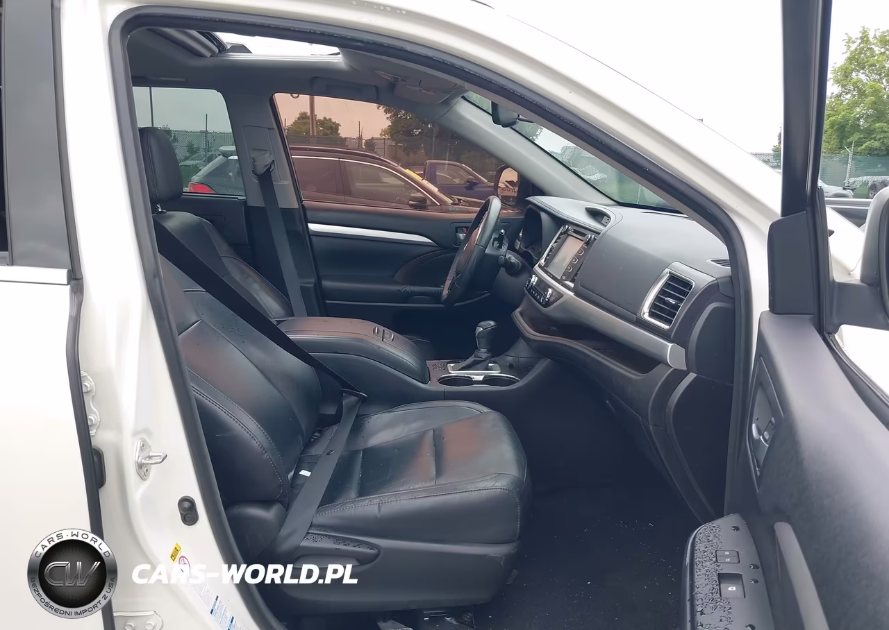 2016 Toyota Highlander Xle V6 VIN:5TDJKRFH6GS228589 - 5