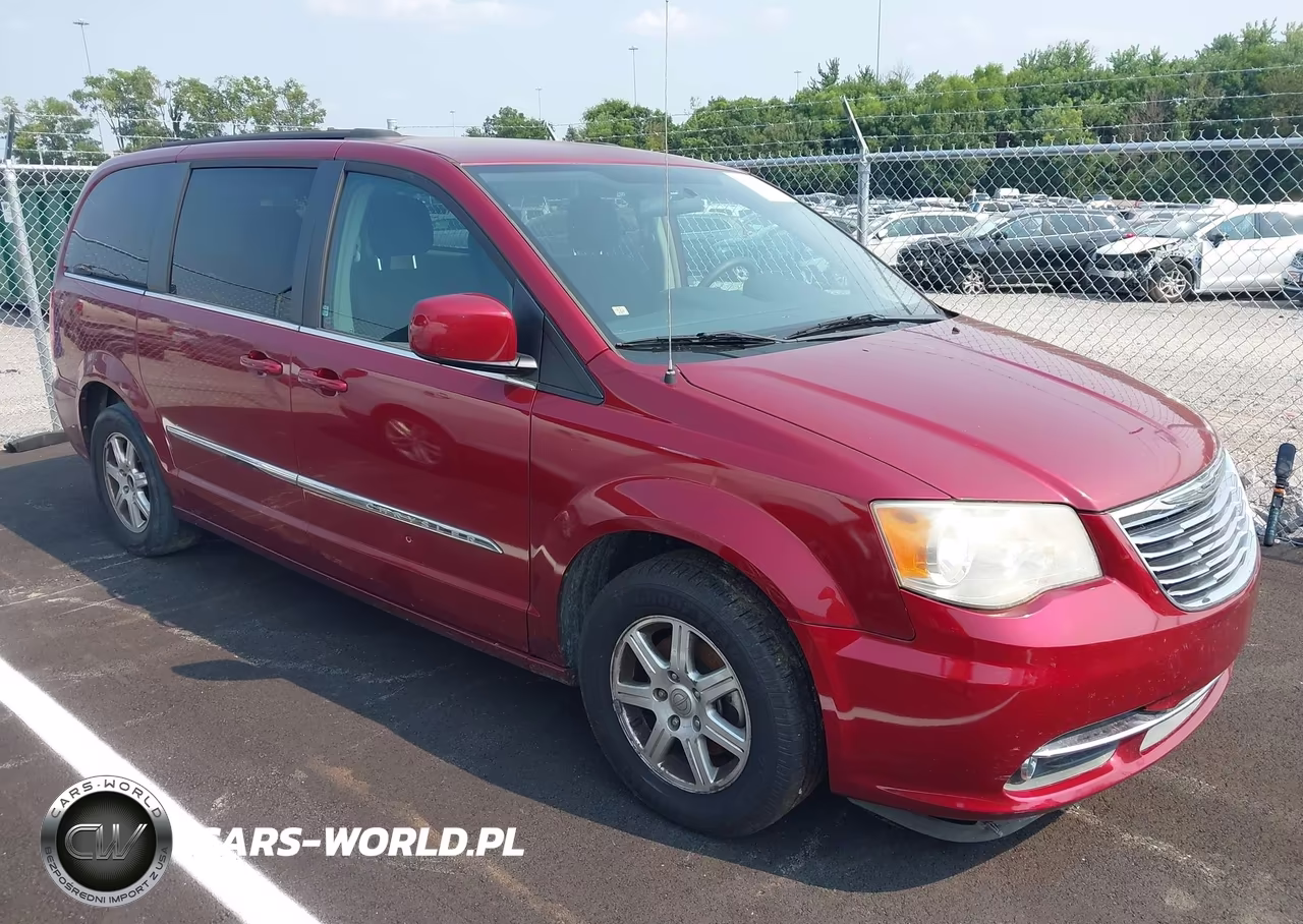 2011 Chrysler Town & Country Touring