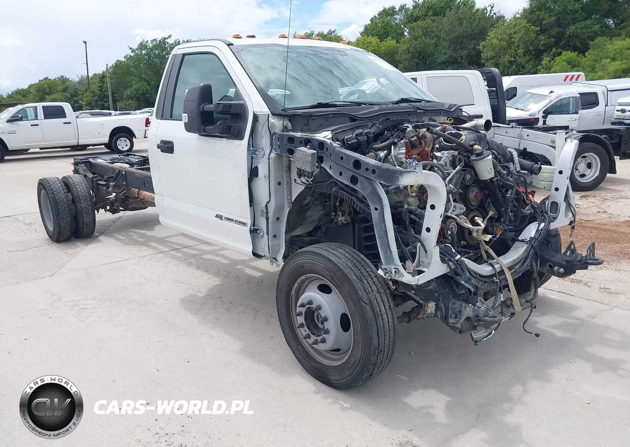 2019 Ford F550 Super Duty – zdjęcie 1 z 17