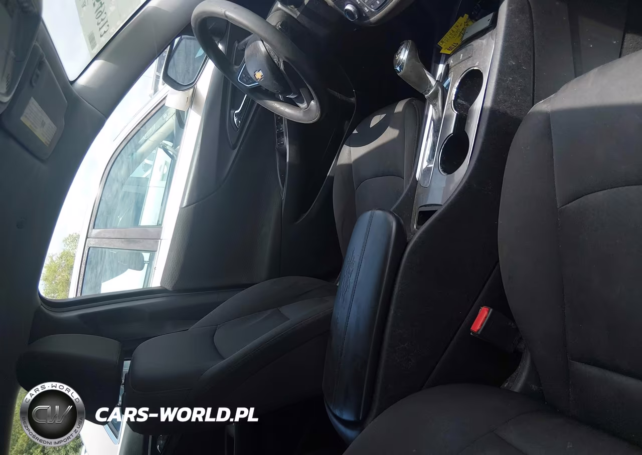 2019 Chevrolet Malibu Lt VIN:1G1ZD5ST4KF138939 - 5