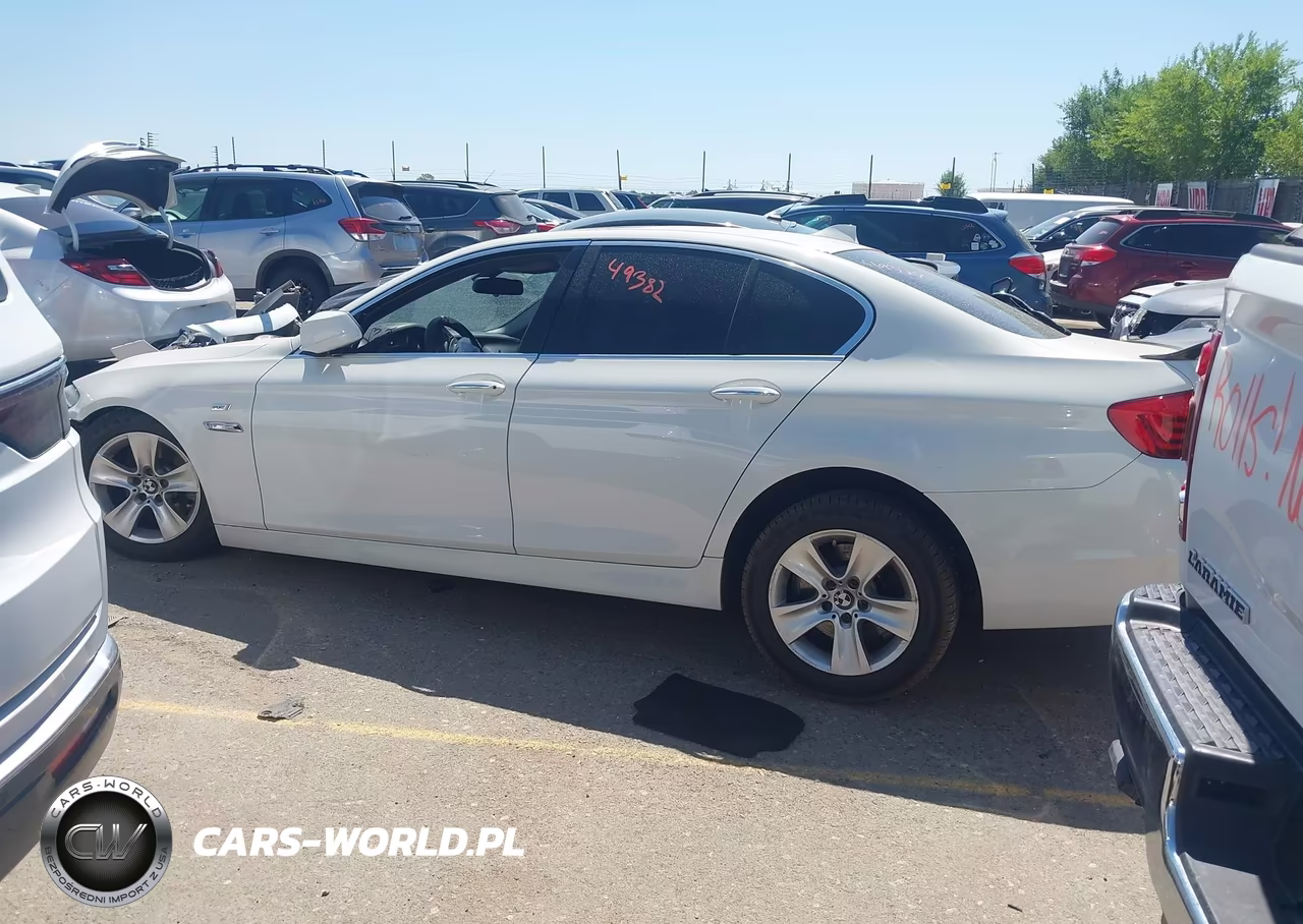 2013 BMW 528I xDrive VIN:WBAXH5C56DD112647 - 16