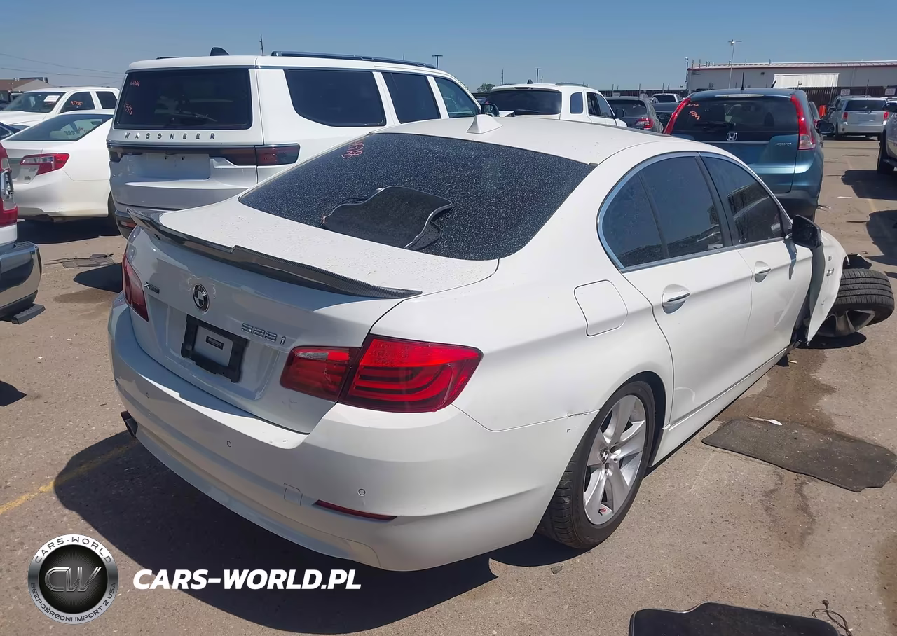 2013 BMW 528I xDrive VIN:WBAXH5C56DD112647 - 18