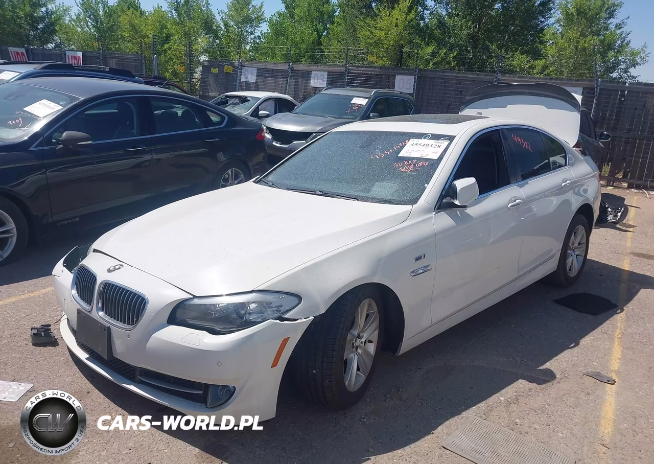 2013 BMW 528I xDrive VIN:WBAXH5C56DD112647 - 2