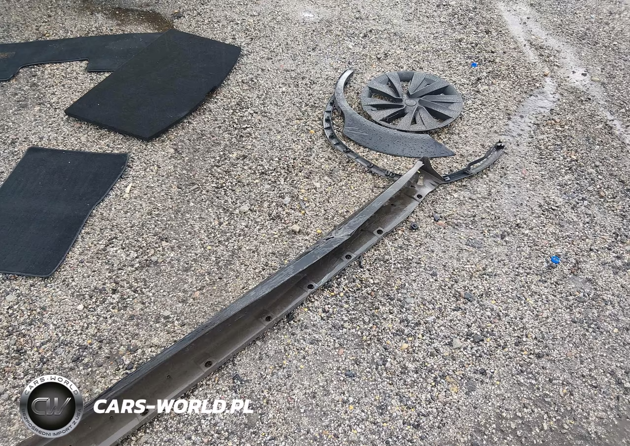 2026 Tesla Model Y Premium Rear-Wheel Drive-Rear-Wheel Drive VIN:7SAYGDED0TA445846 - 12