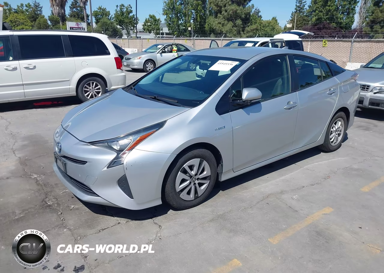 2016 Toyota Prius Three VIN:JTDKARFU0G3503900 - 2