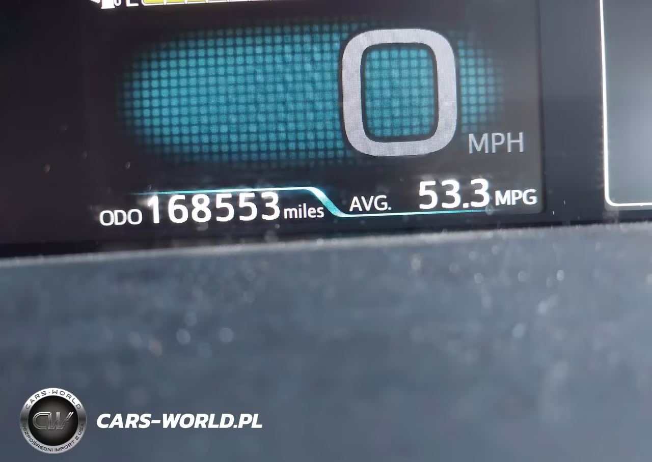 2016 Toyota Prius Three VIN:JTDKARFU0G3503900 - 7