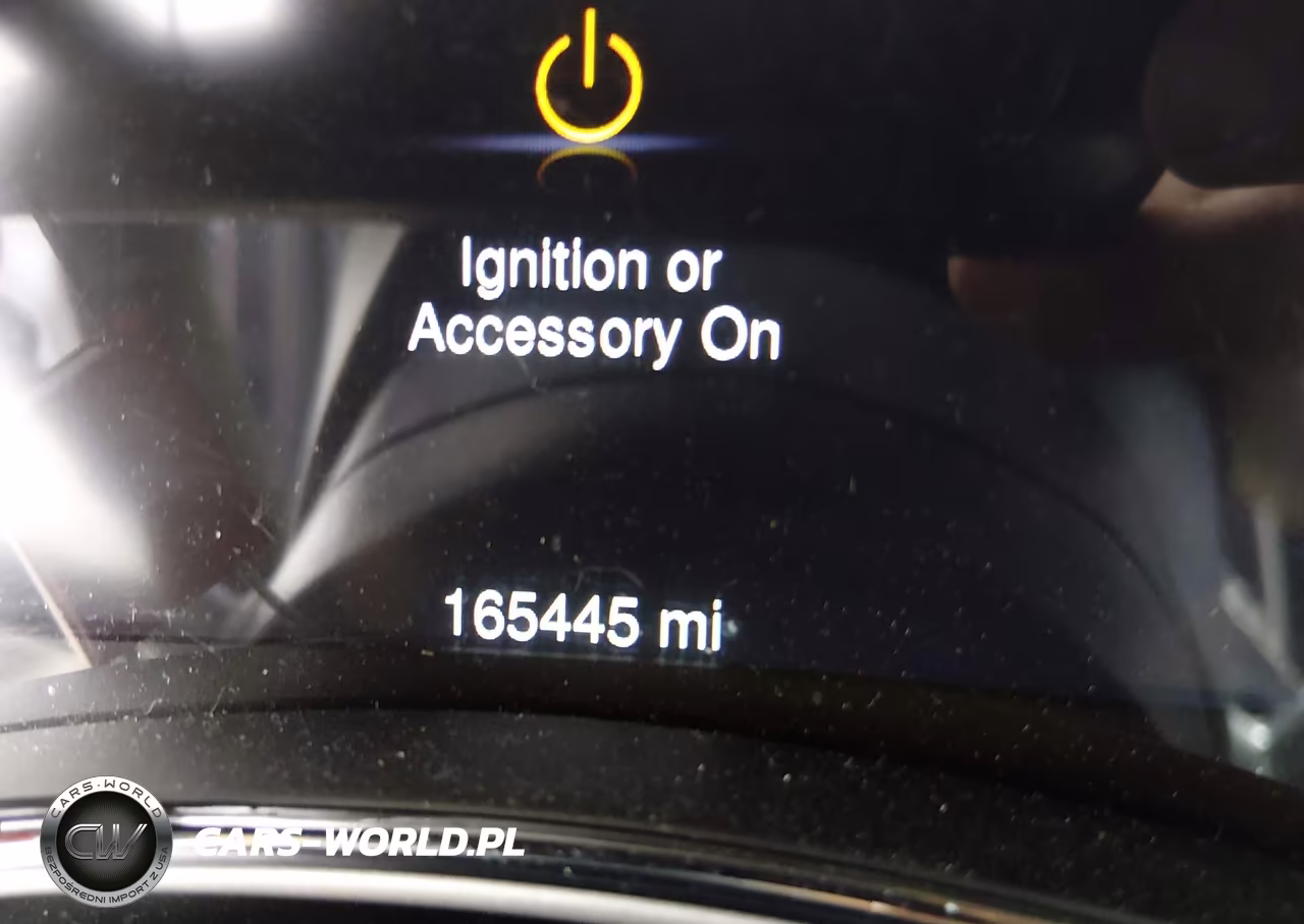2015 Jeep Grand Cherokee Overland VIN:1C4RJFCM7FC162317 - 15
