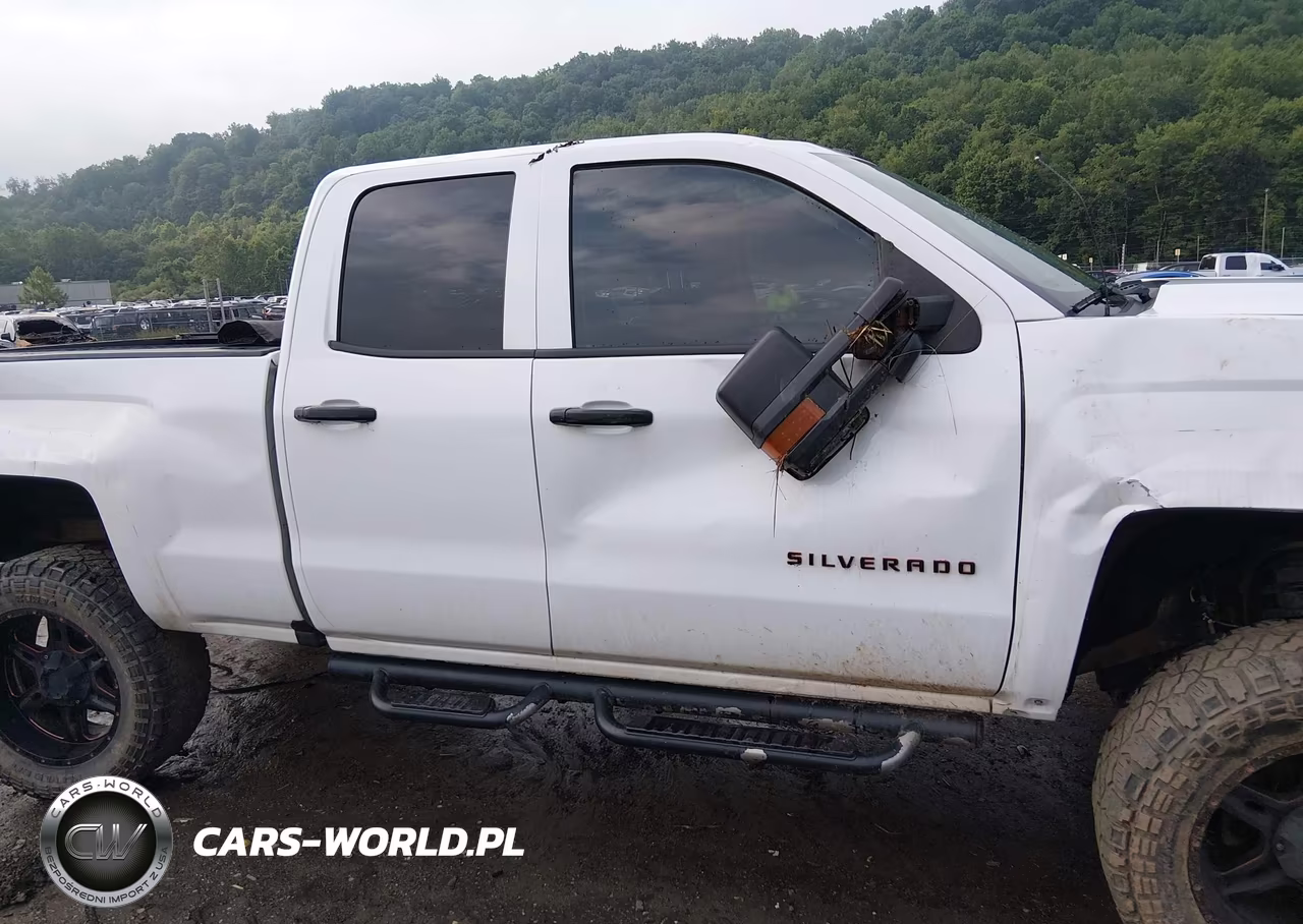 2018 Chevrolet Silverado 1500 2Lt VIN:1GCVKREC5JZ269762 - 14