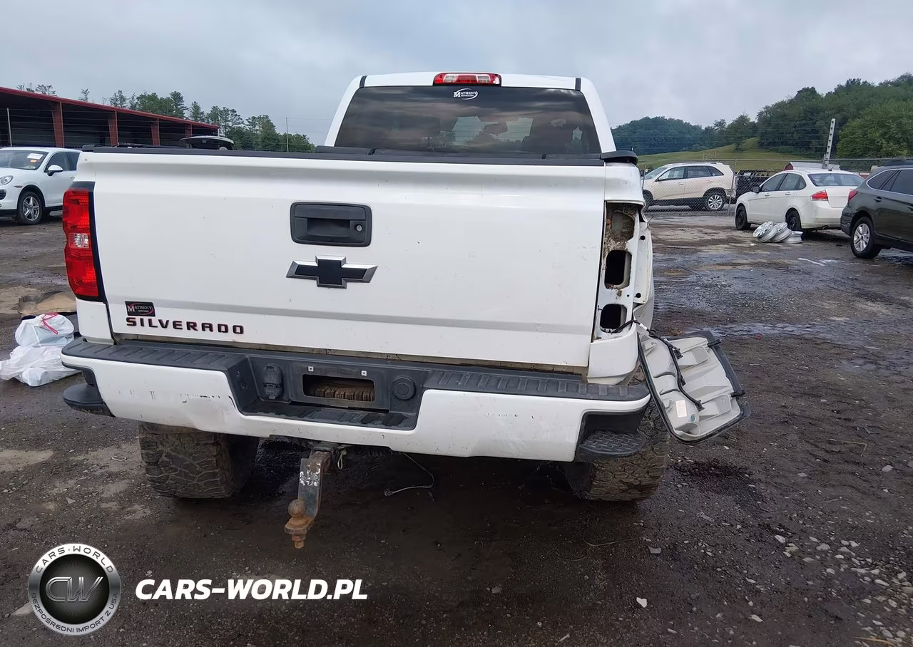 2018 Chevrolet Silverado 1500 2Lt VIN:1GCVKREC5JZ269762 - 17