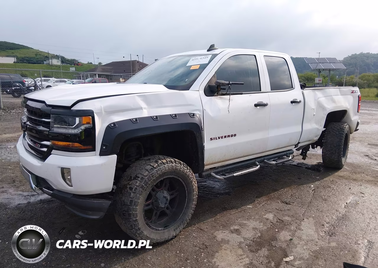 2018 Chevrolet Silverado 1500 2Lt VIN:1GCVKREC5JZ269762 - 2