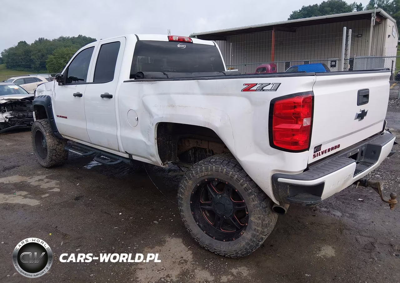 2018 Chevrolet Silverado 1500 2Lt VIN:1GCVKREC5JZ269762 - 3