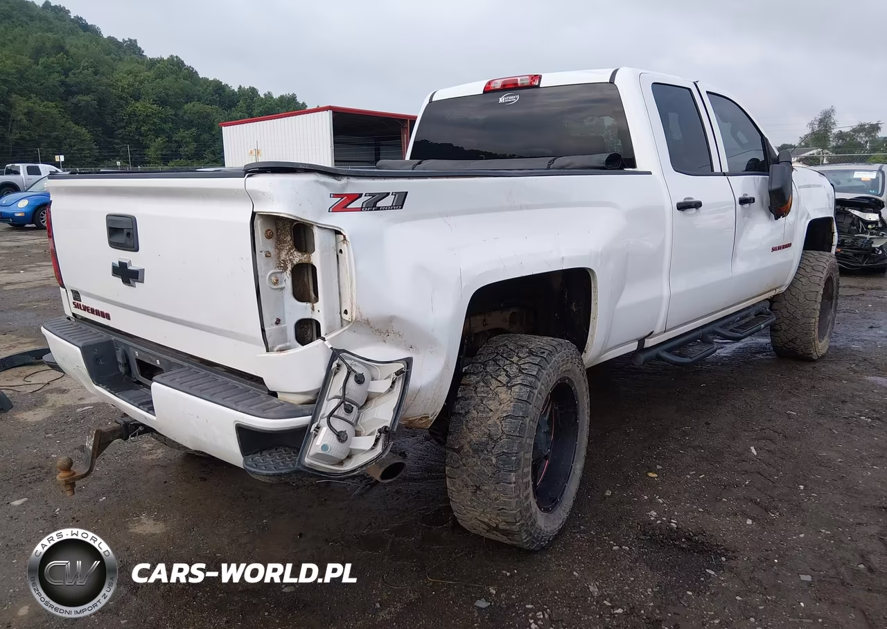 2018 Chevrolet Silverado 1500 2Lt VIN:1GCVKREC5JZ269762 - 4