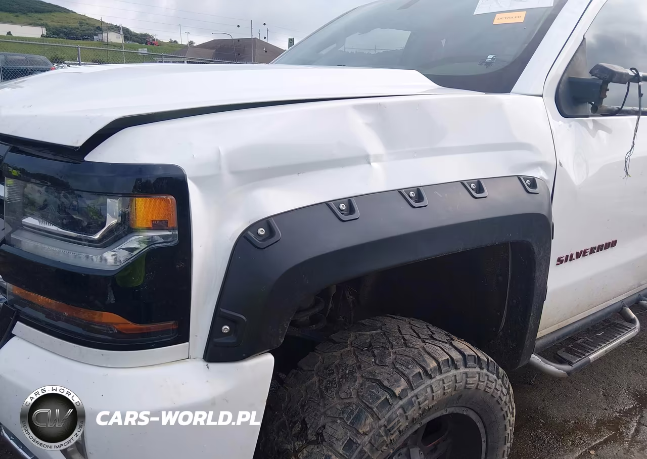 2018 Chevrolet Silverado 1500 2Lt VIN:1GCVKREC5JZ269762 - 6