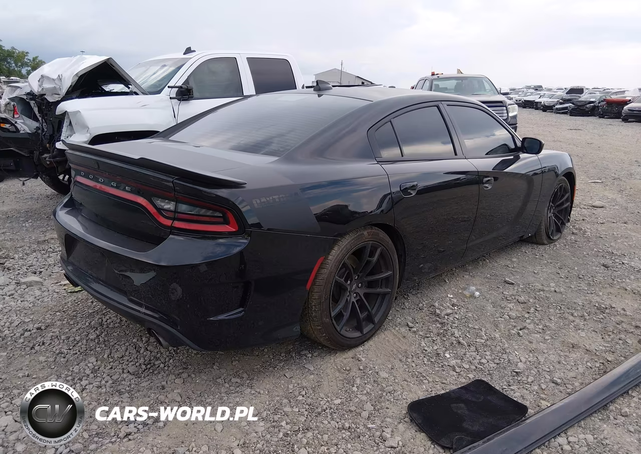 2023 Dodge Charger Scat Pack VIN:2C3CDXGJ3PH700999 - 4