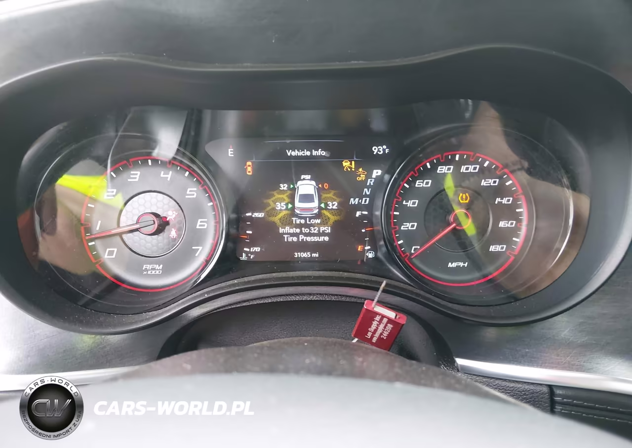 2023 Dodge Charger Scat Pack VIN:2C3CDXGJ3PH700999 - 7