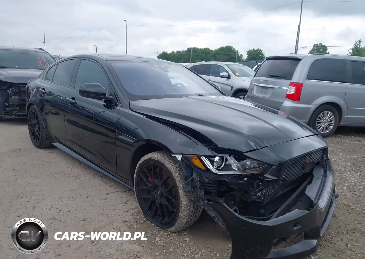 2018 Jaguar Xe S – zdjęcie 1 z 16