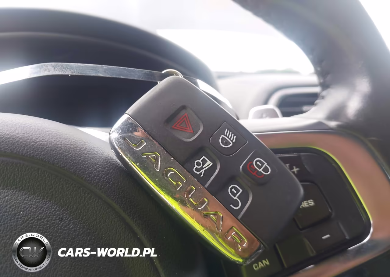 2018 Jaguar Xe S VIN:SAJAM4FV6JCP17622 - 11