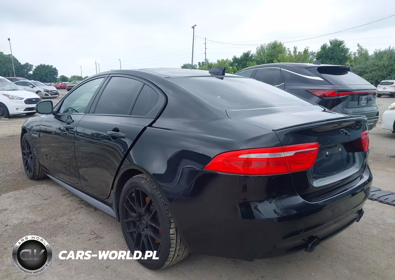 2018 Jaguar Xe S VIN:SAJAM4FV6JCP17622 - 3