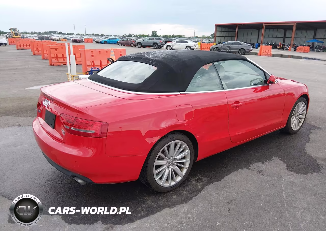 2011 Audi A5 2.0T Premium VIN:WAULFAFH4BN001766 - 4