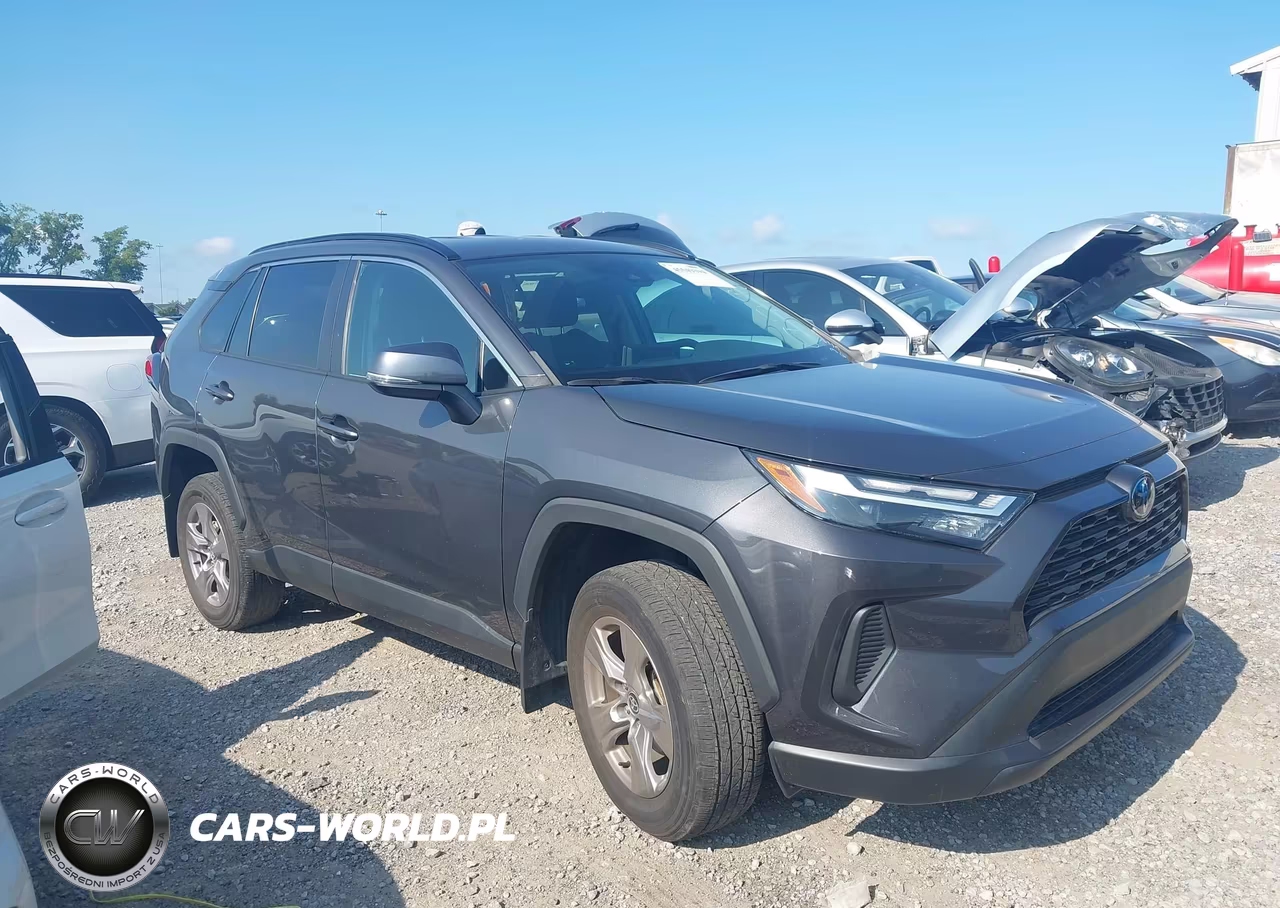 2023 Toyota Rav4 Xle VIN:2T3P1RFV3PW379598 - 13