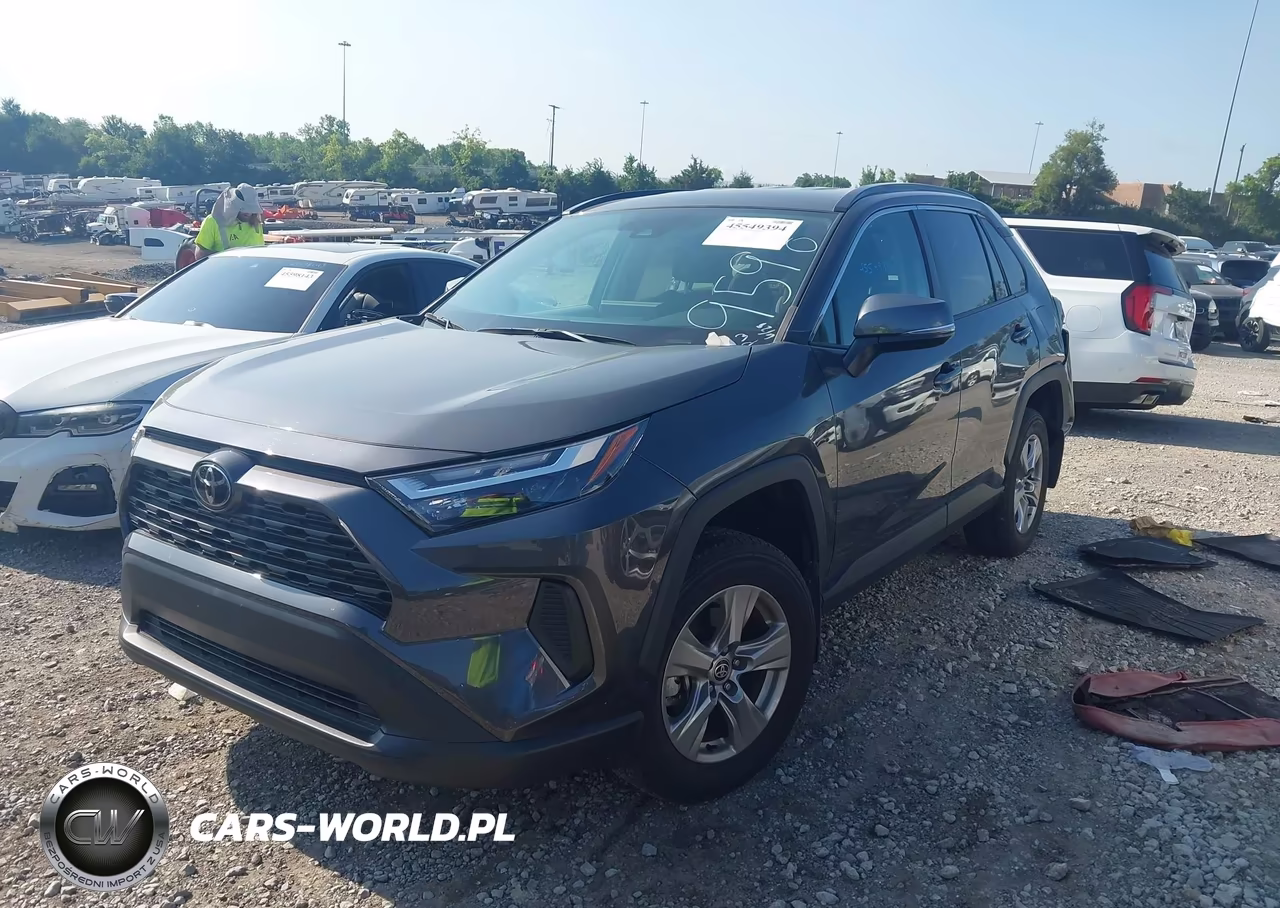 2023 Toyota Rav4 Xle VIN:2T3P1RFV3PW379598 - 2
