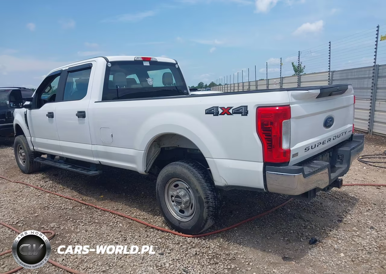 2019 Ford F-250 King Ranch-Lariat-Platinum-Xl-Xlt VIN:1FT7W2B67KEE67657 - 3