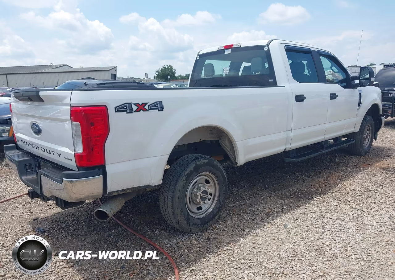 2019 Ford F-250 King Ranch-Lariat-Platinum-Xl-Xlt VIN:1FT7W2B67KEE67657 - 4