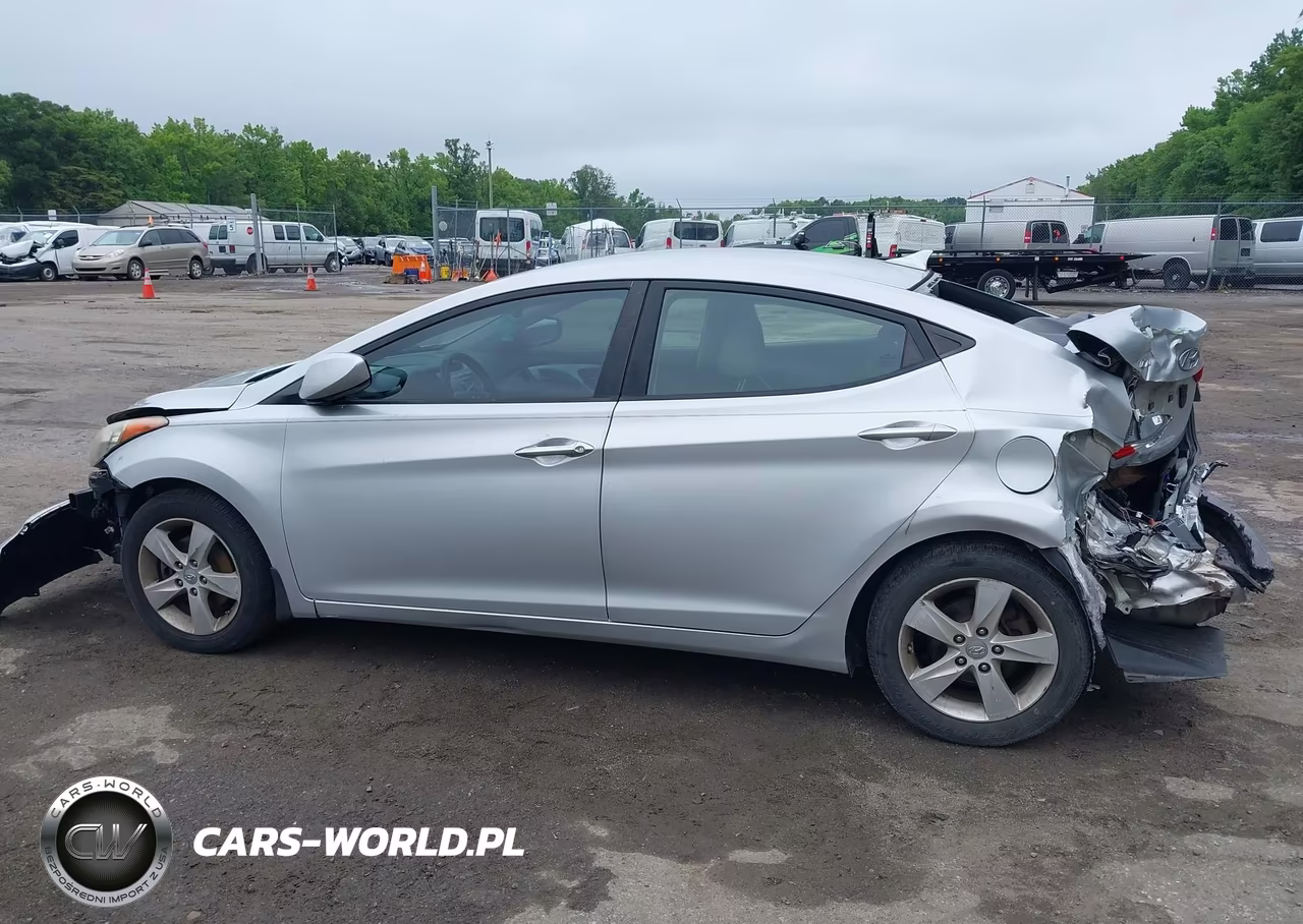 2013 Hyundai Elantra Gls VIN:KMHDH4AE1DU969456 - 14