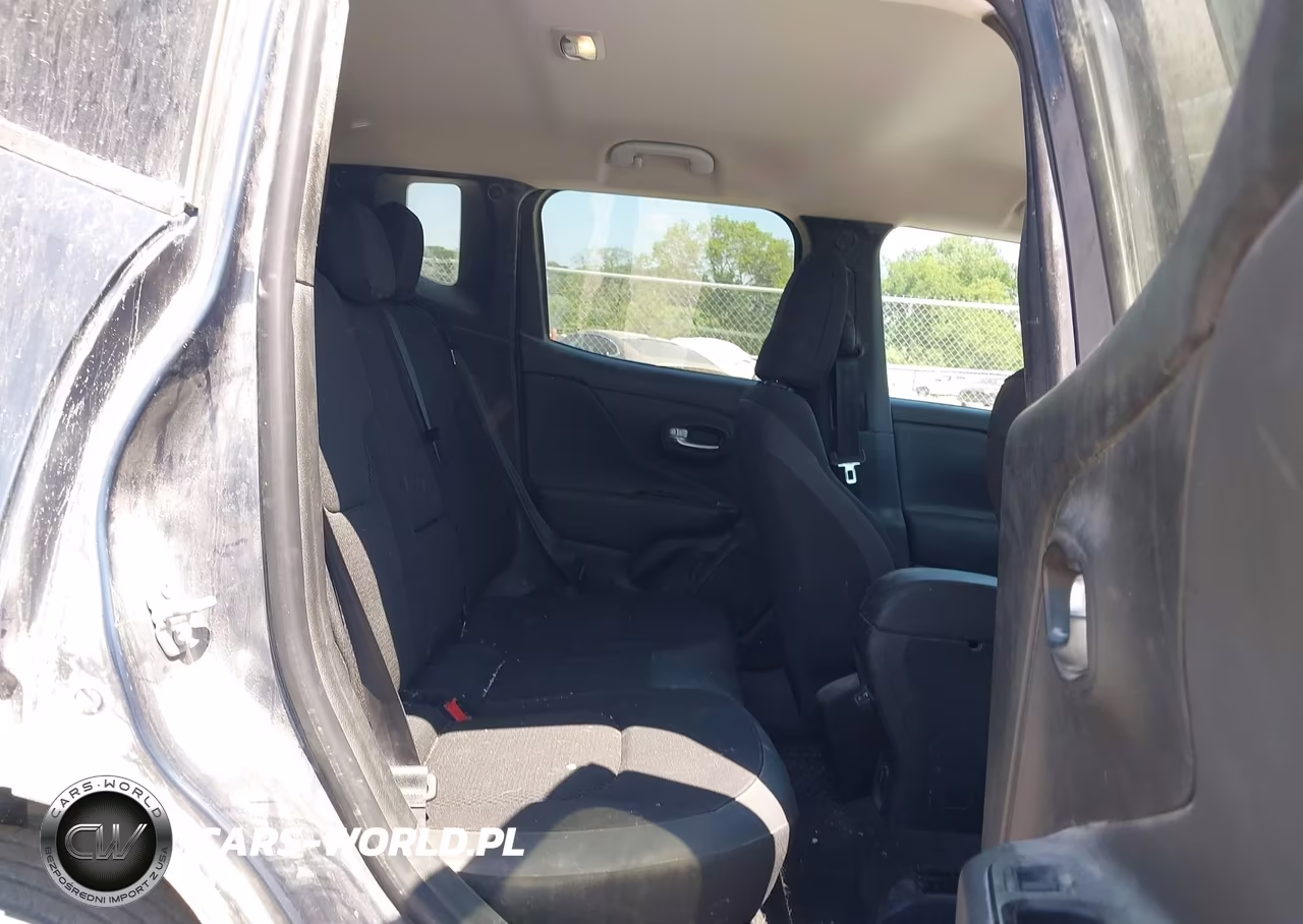 2020 Jeep Renegade Altitude 4X4 VIN:ZACNJBBB5LPL34260 - 8